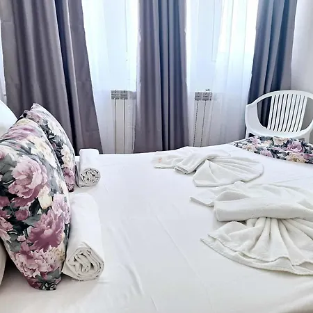 招待所 Chance Sarafovo 3*