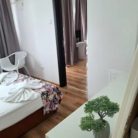 게스트하우스 Chance Sarafovo 3*