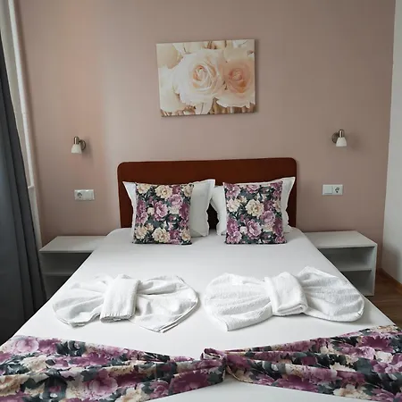 게스트하우스 Chance Sarafovo 3*