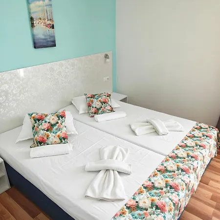 Гостевой дом Chance Sarafovo 3*