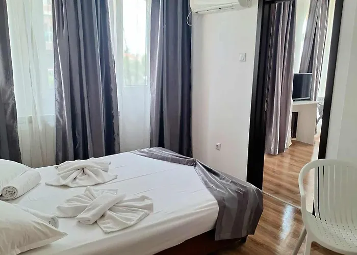 Casa de hóspedes Chance Sarafovo 3*